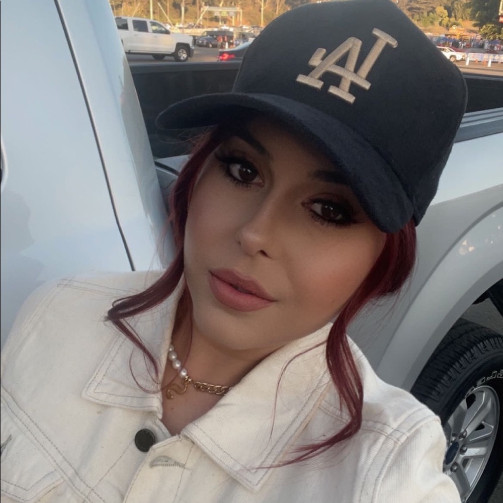 Meet your Posher, Serena